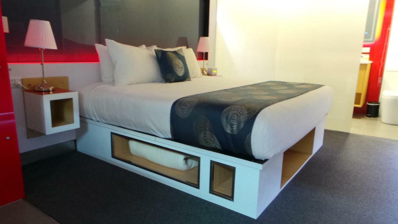- Formerly Motel 3*